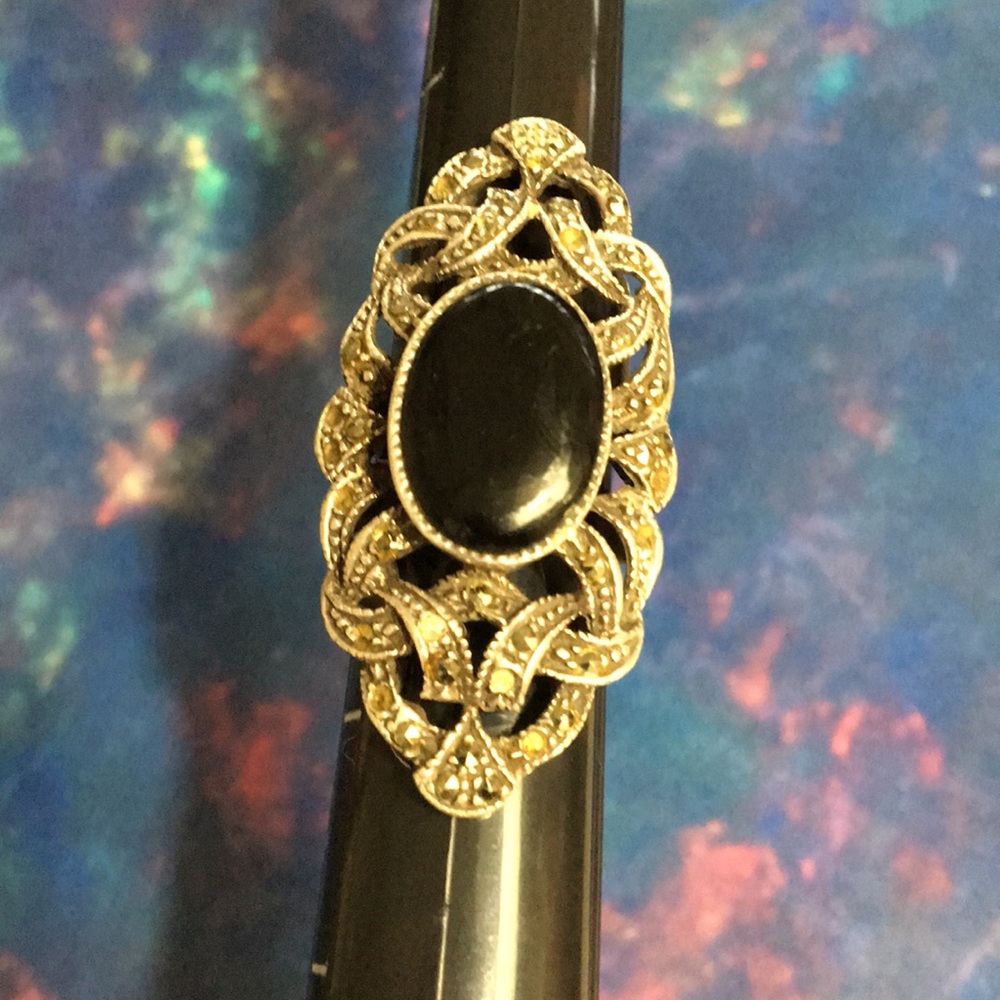Onyx surrounded by marcasite set in Silver Ring